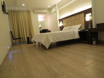 hotel krishna avtar stay inn