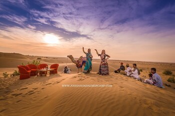 Joggan Jaisalmer Camp,Jaipur>>Desert National Park,4 star