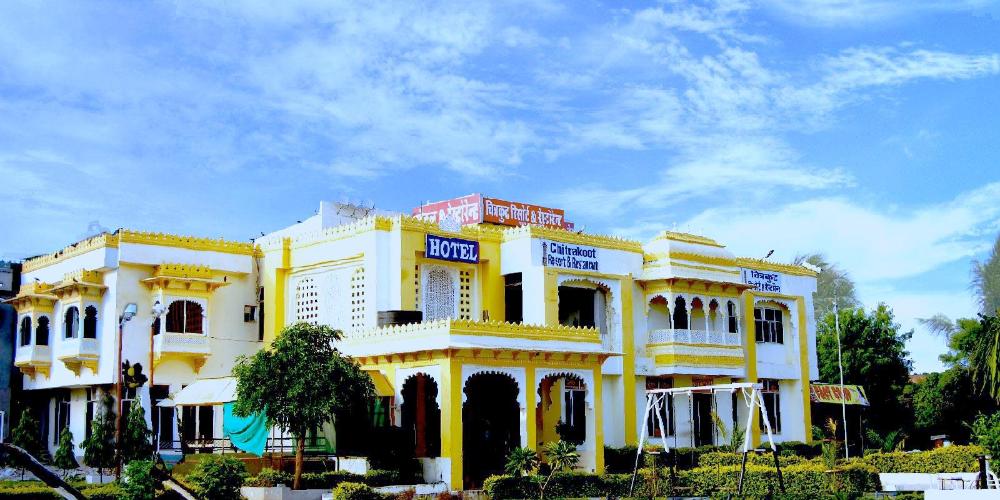 chitrakoot resorts