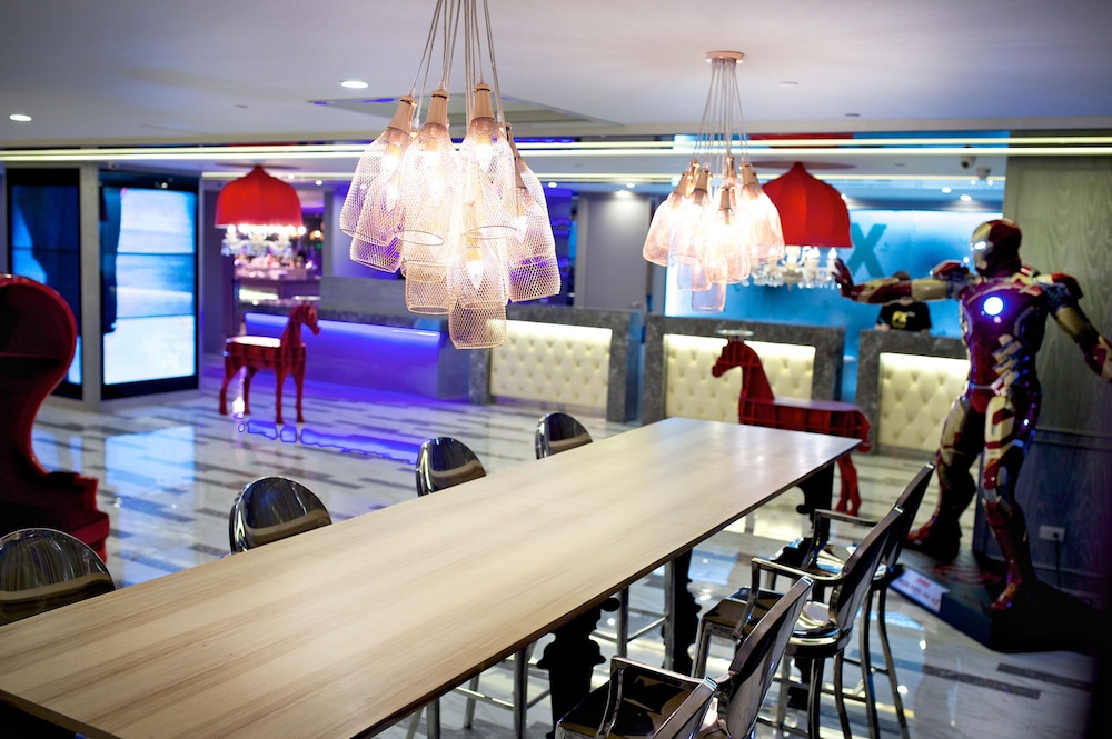 fx hotel tainan minsheng road branch