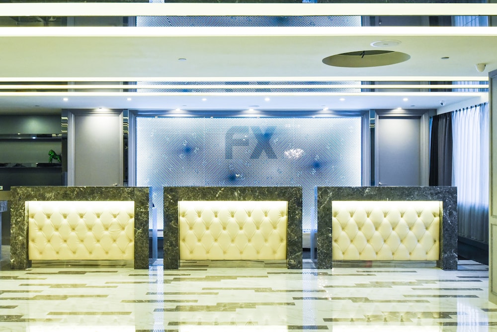 fx hotel tainan minsheng road branch
