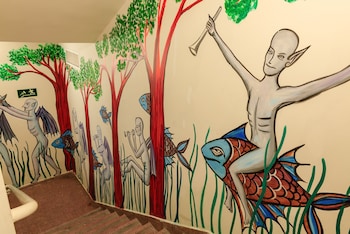 nyx tel aviv