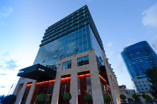 nyx tel aviv