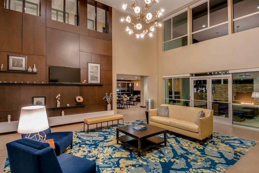 Hampton Inn & Suites Los Angeles - Glendale,Glendale>>Burbank,3 star