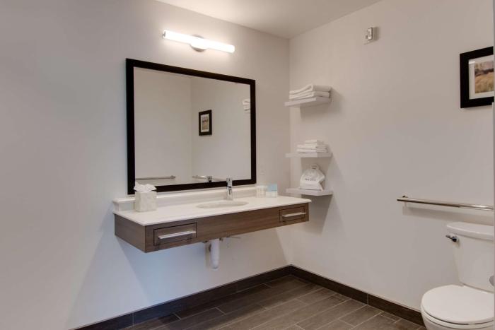 hampton inn and suites los angeles glendale