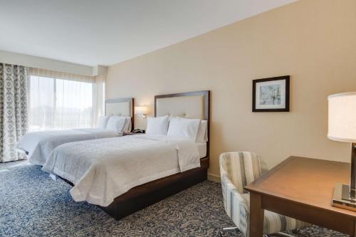 hampton inn and suites los angeles glendale