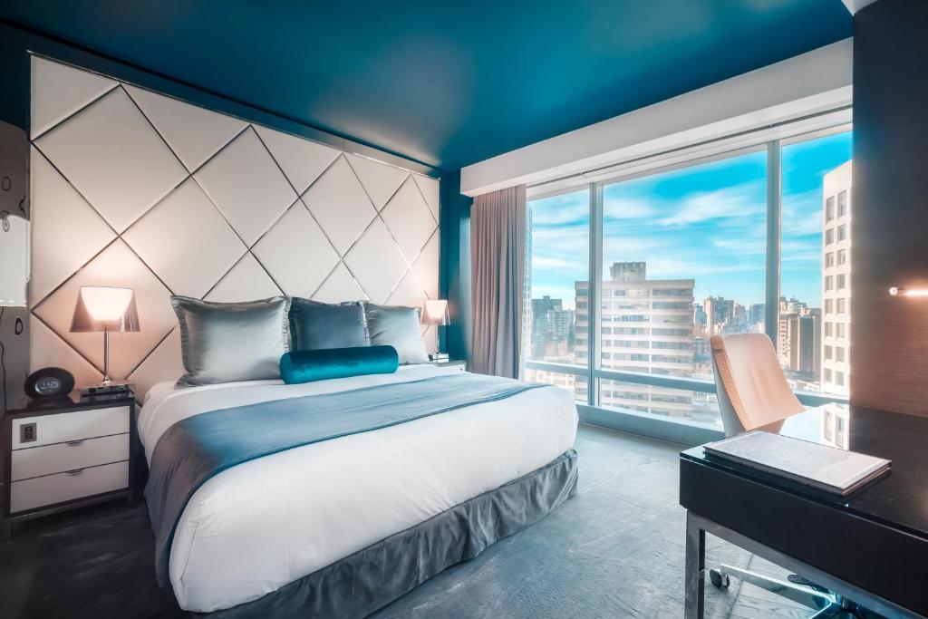 international hotel and tower vancouver