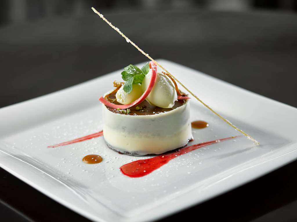 radisson blu hotel and convention centre kigali