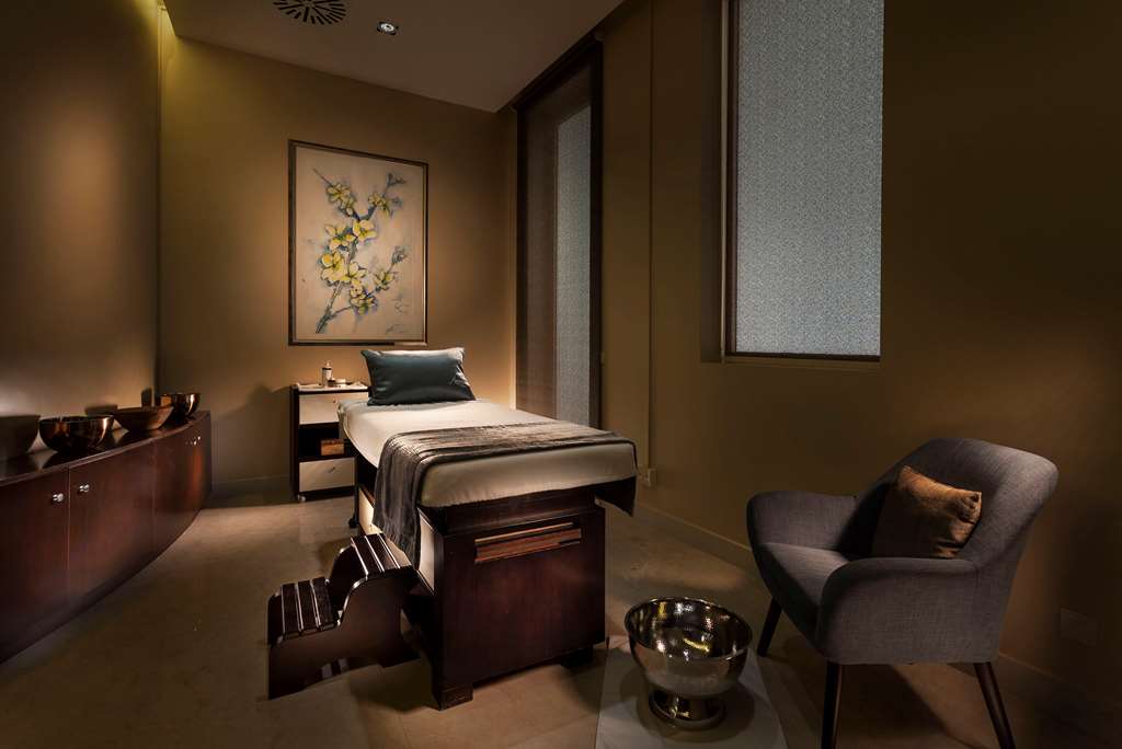 radisson blu hotel and convention centre kigali