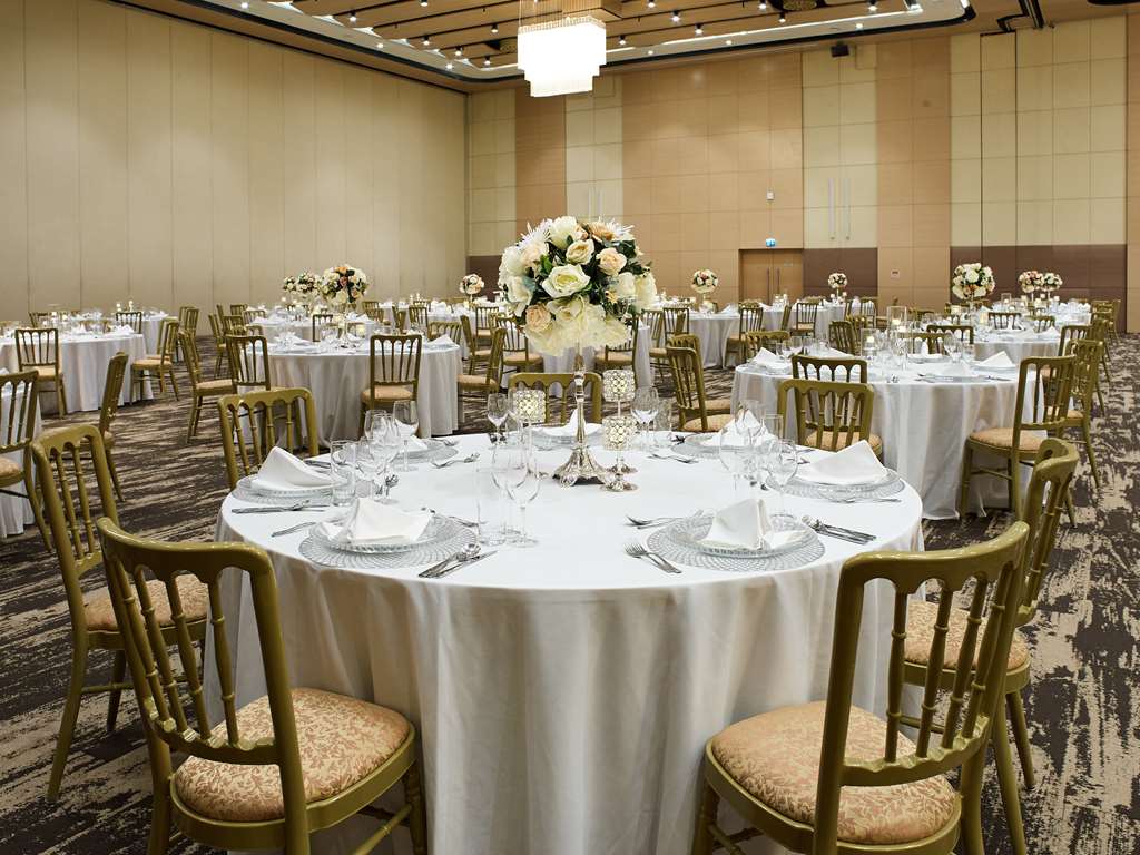 radisson blu hotel and convention centre kigali