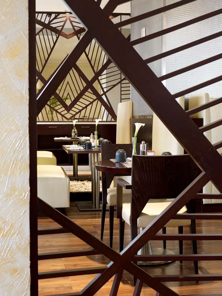 radisson blu hotel and convention centre kigali