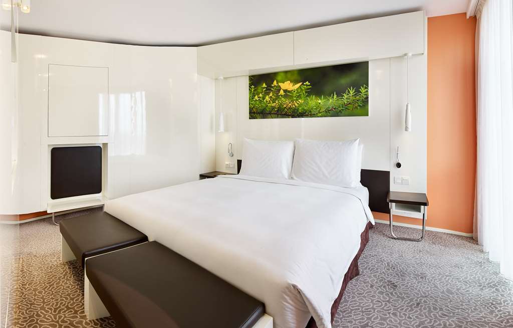 radisson blu hotel and convention centre kigali