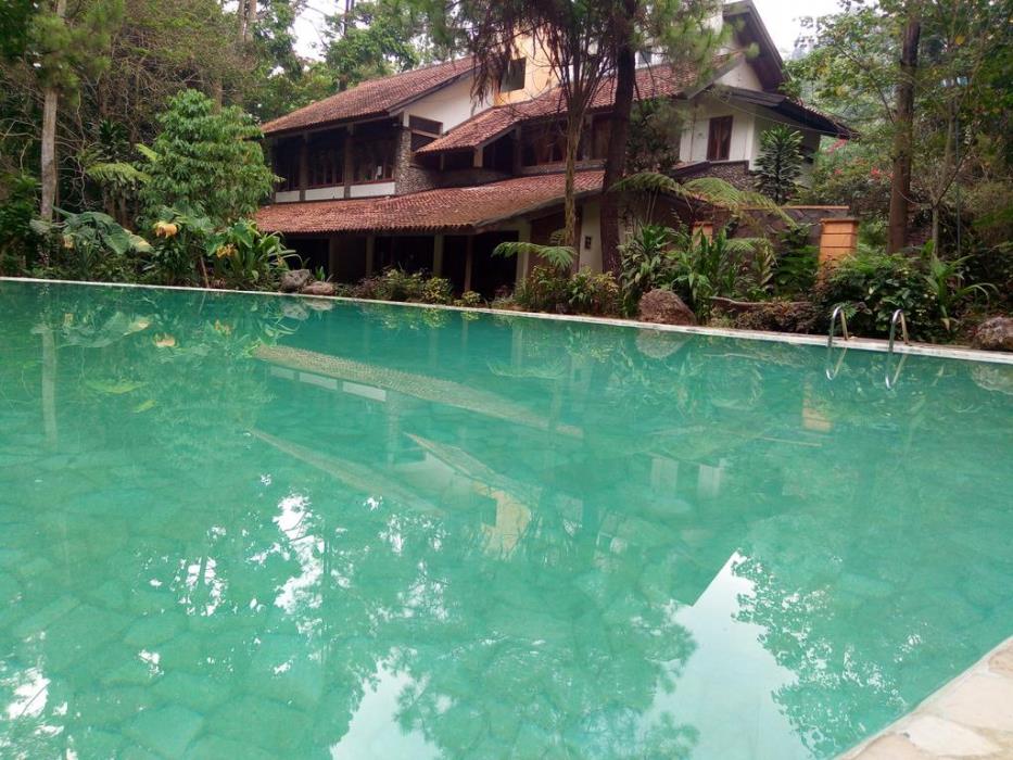 Imah Seniman Lembang,Lembang>>Bandung,3 star