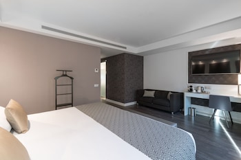 catalonia magdalenes