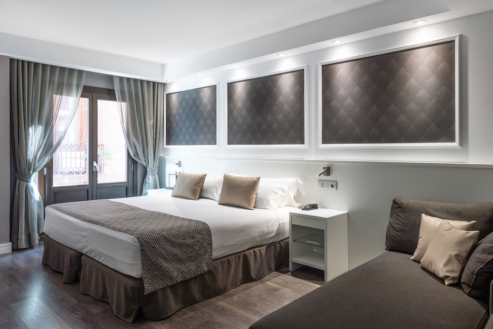 catalonia magdalenes