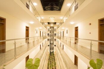 lotos inn and suites nairobi