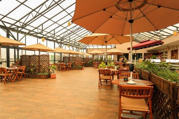 lotos inn and suites nairobi