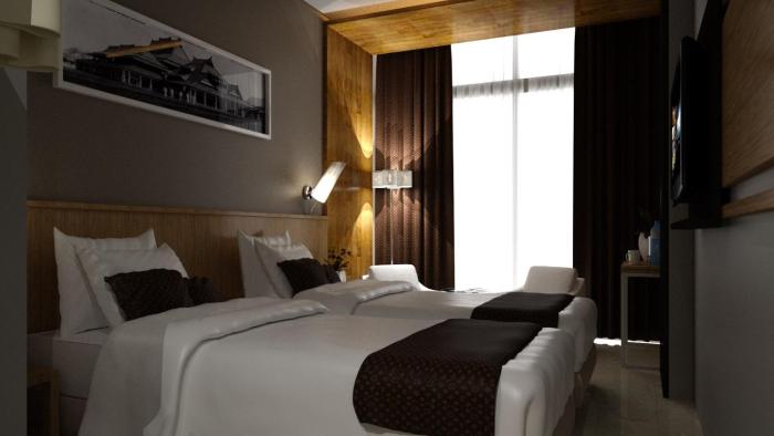 pasar baru square hotel bandung man