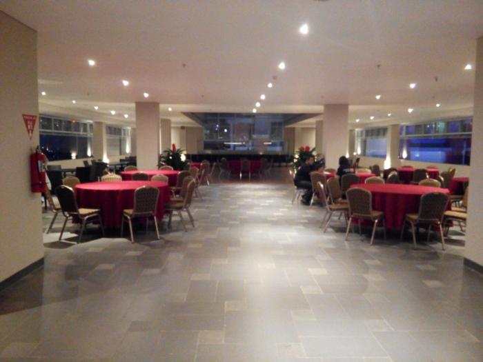 pasar baru square hotel bandung man