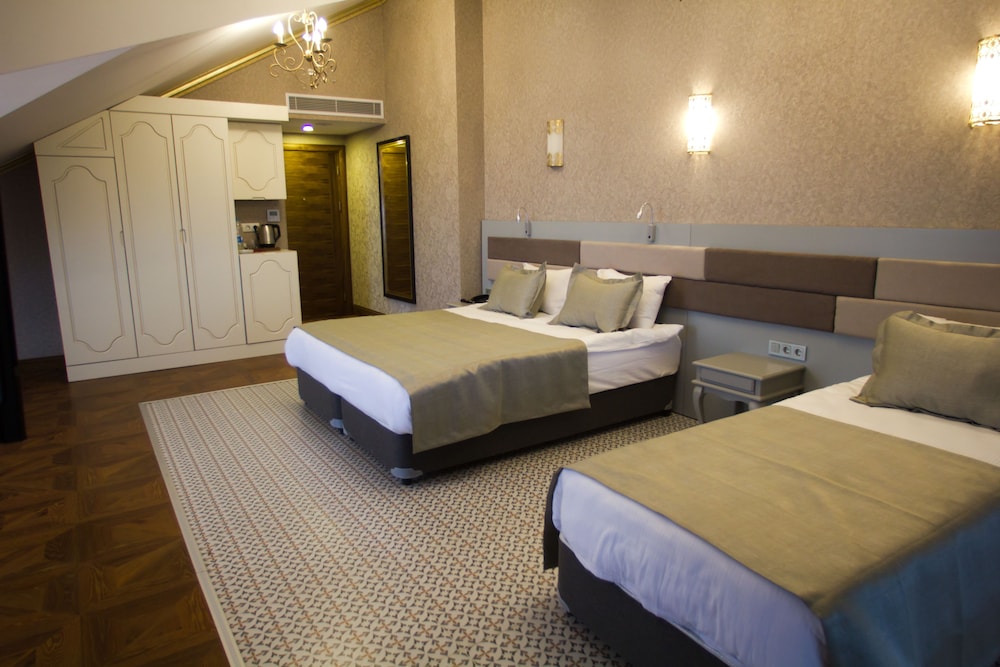 babillon hotel spa and restaurant