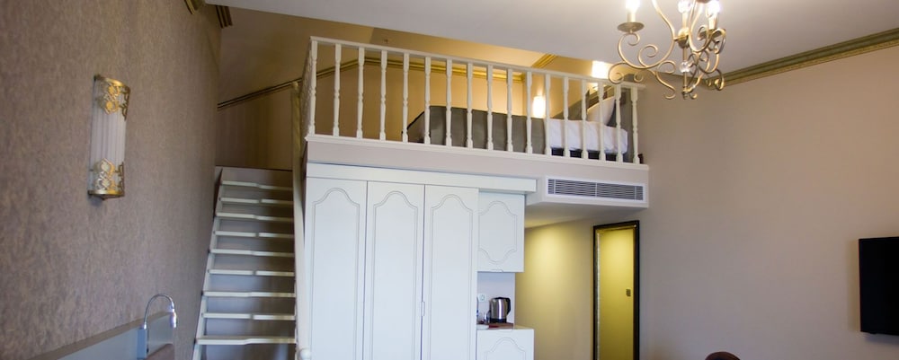 babillon hotel spa and restaurant