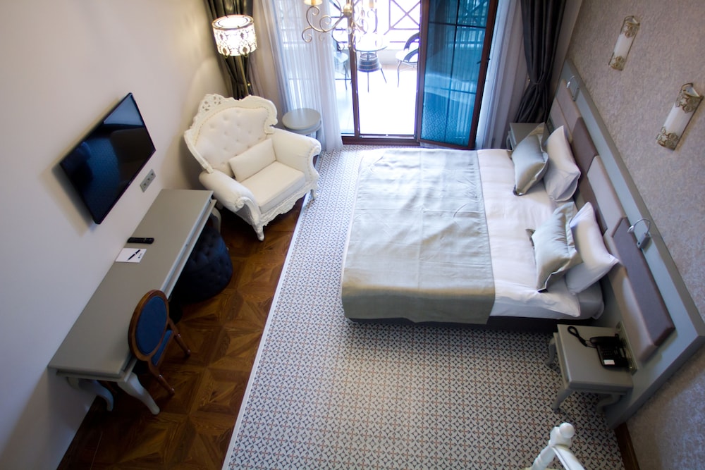 babillon hotel spa and restaurant