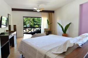 iara beach hotel