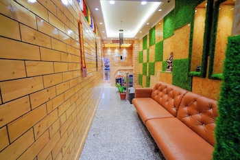 lord krishna boutique stay