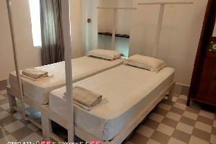 Z Hotel,Chakratirth Road,3 star