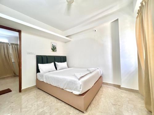 White Stone Apartments,Uttarahalli,3 star