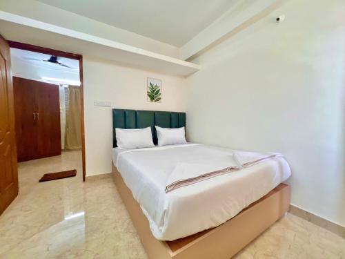 White Stone Apartments,Uttarahalli,3 star