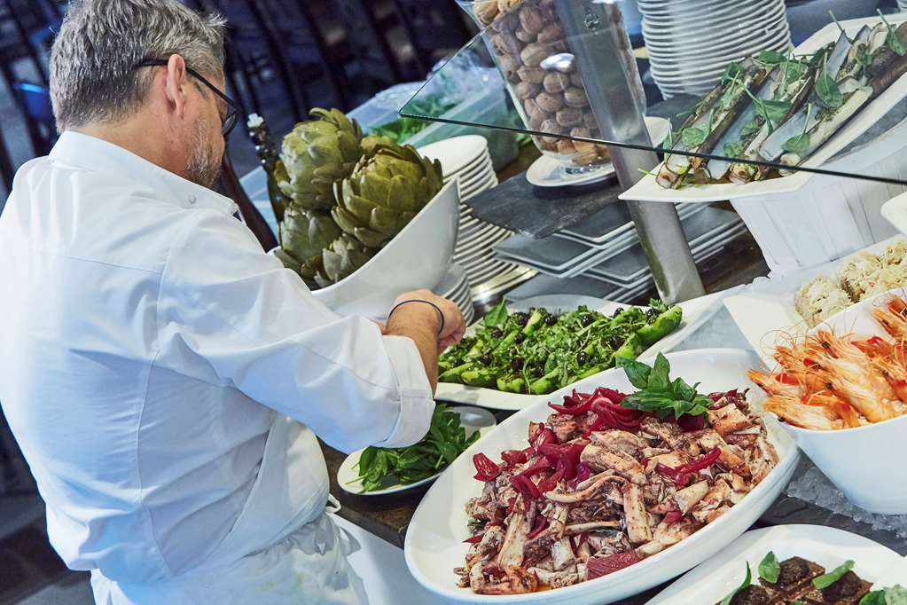 kyriad prestige lyon est saint priest eurexpo