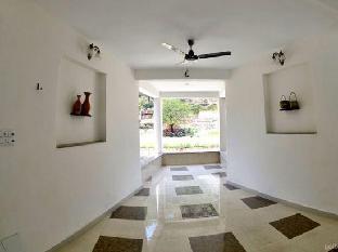 Shivlinga Tourist Complex,,3 star