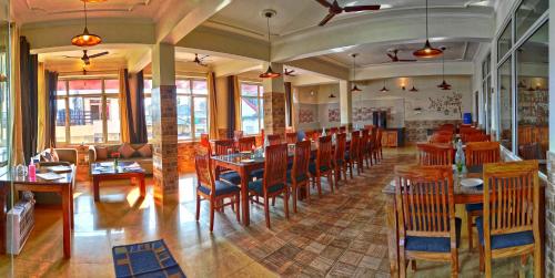 highland village resort