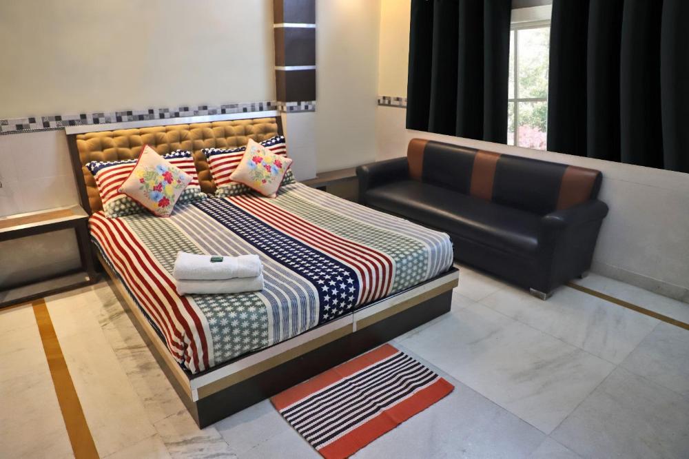 hotel traditional inn