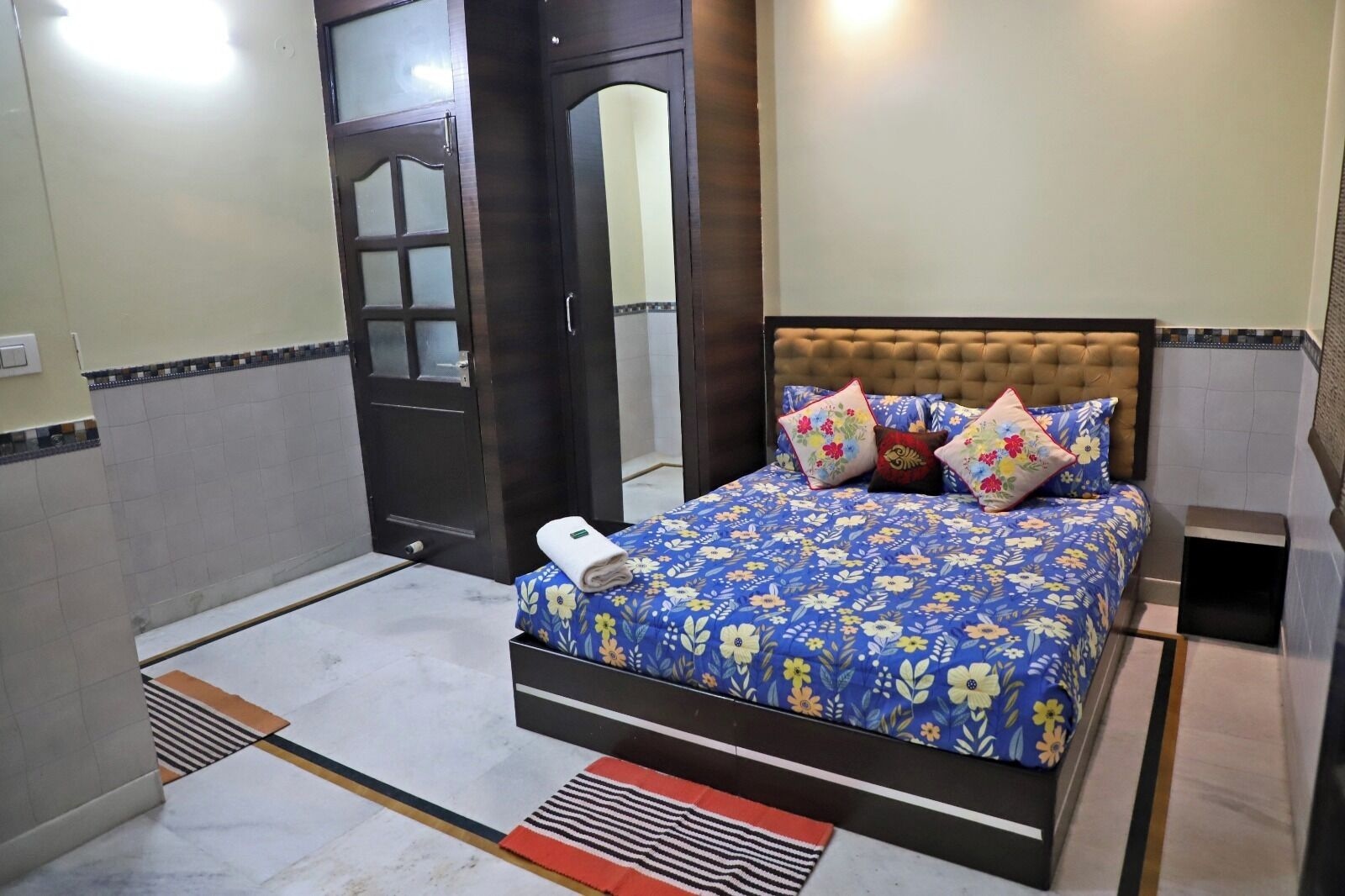 hotel traditional inn