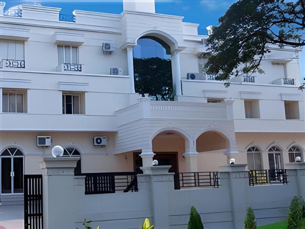 paray village county