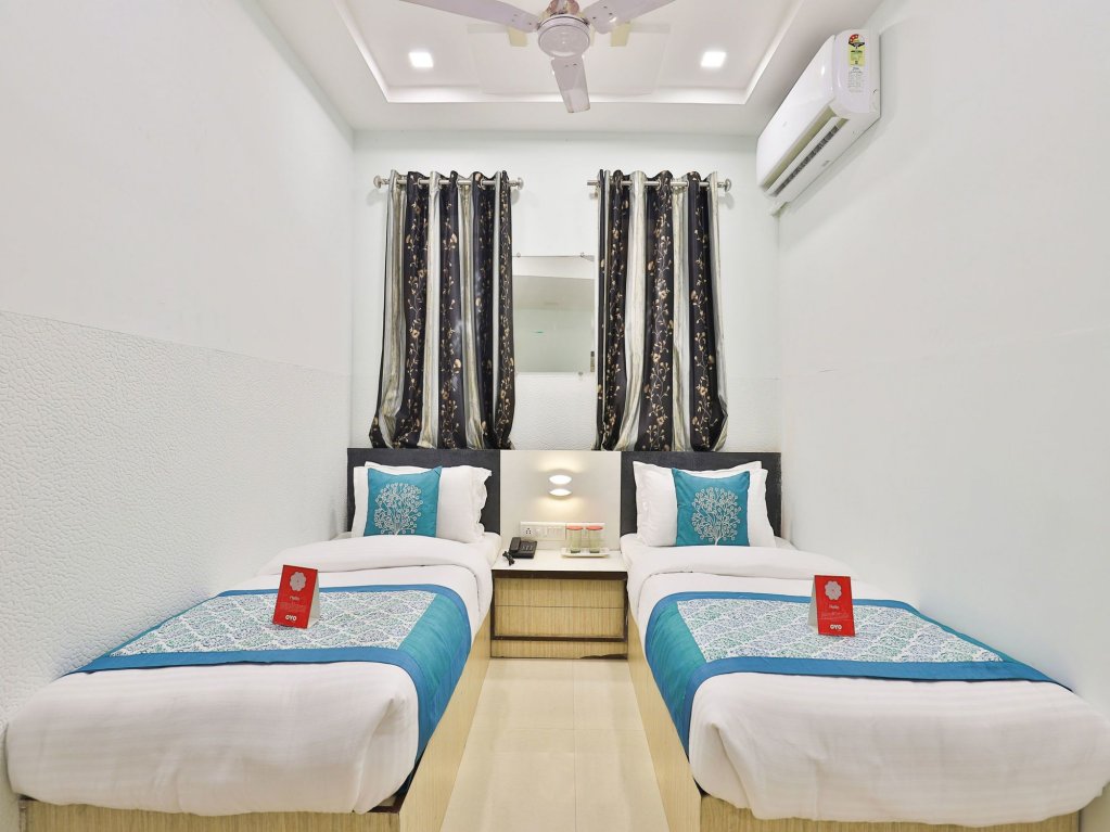 Oyo 3299 Hotel Vrundavan,India>>Gandhinagar,2 star