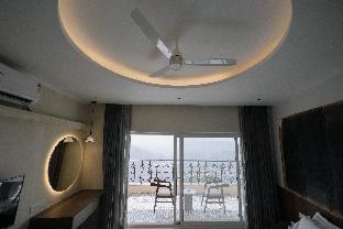 wildernest hilltop resort