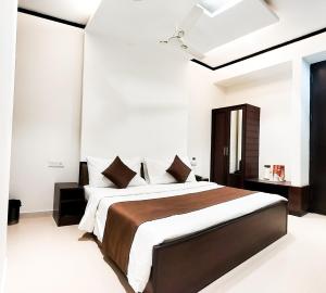the wind cross hotel
