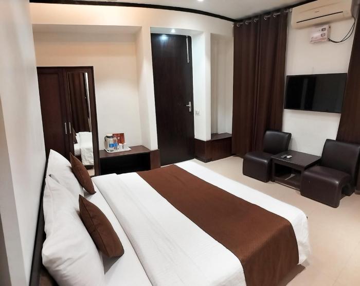 the wind cross hotel