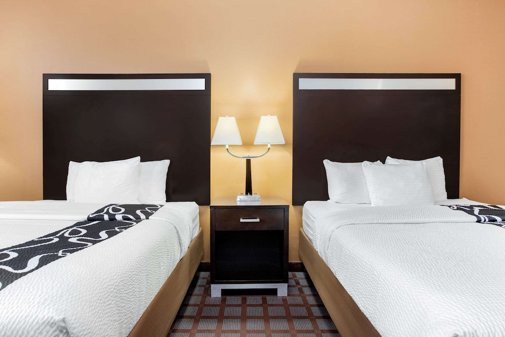 La Quinta By Wyndham Indianapolis Airport Plainfield,Indianapolis International Airport>>Indianapolis,3 star