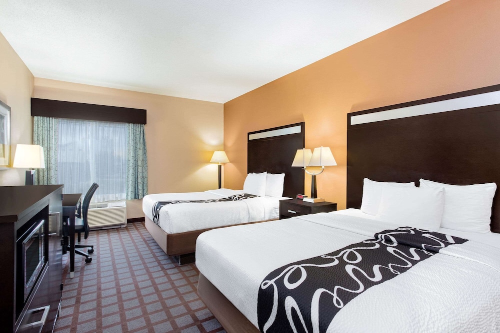 La Quinta By Wyndham Indianapolis Airport Plainfield,Indianapolis International Airport>>Indianapolis,3 star