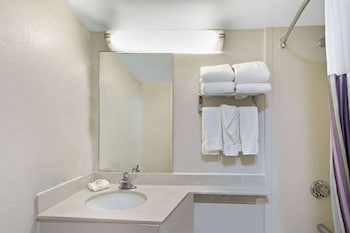 la quinta inn and suites by wyndham new haven