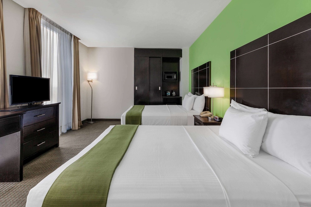 La Quinta By Wyndham Puebla Palmas Angelopolis,Puebla>>Cholula,3 star