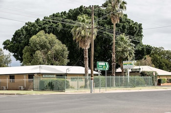darling river motel