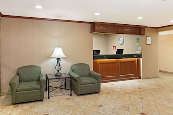 La Quinta Inn & Suites By Wyndham Stevens Point,Portage County>>Portage,3 star