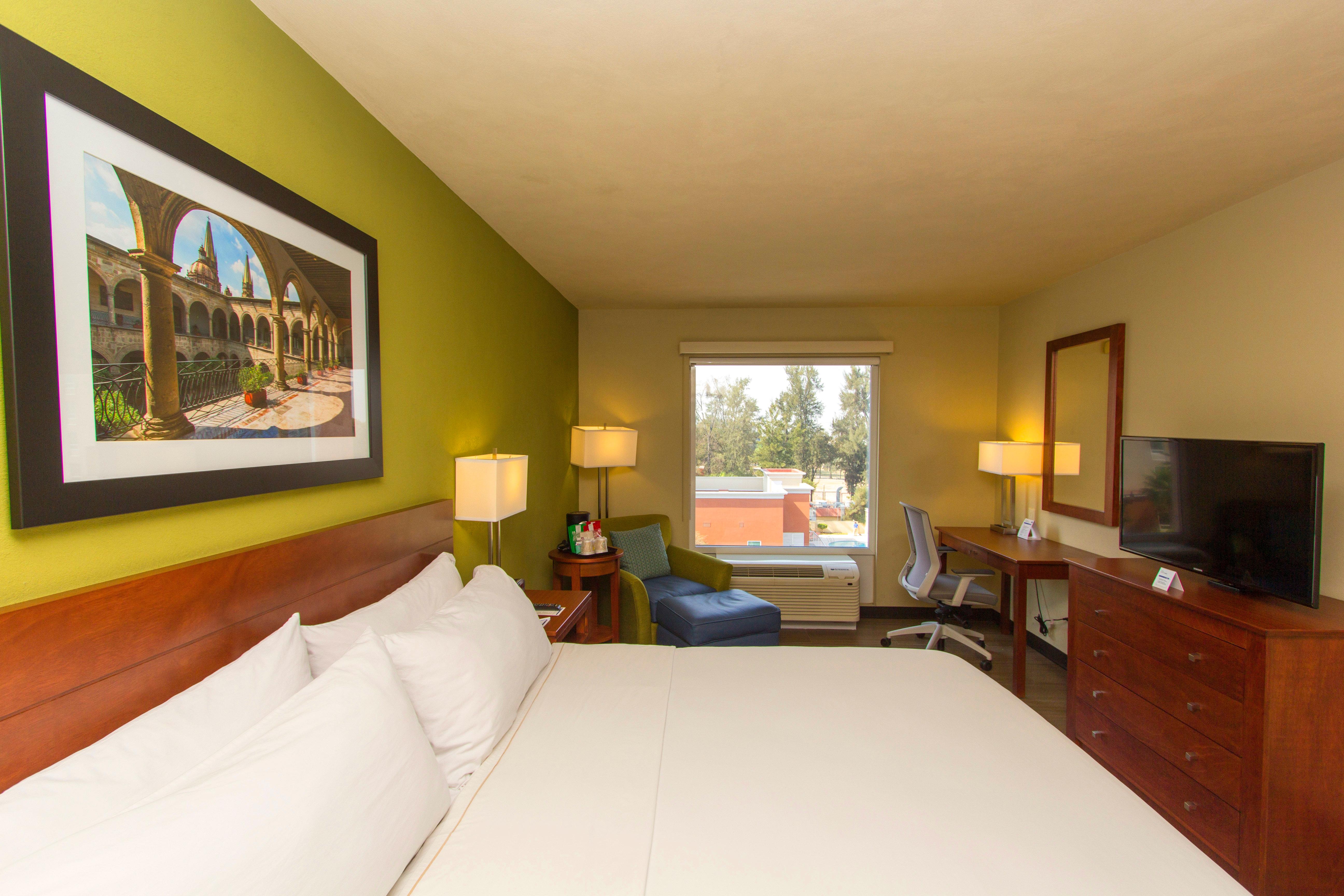 holiday inn express guadalajara aeropuerto by ihg