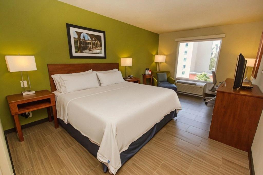 holiday inn express guadalajara aeropuerto by ihg