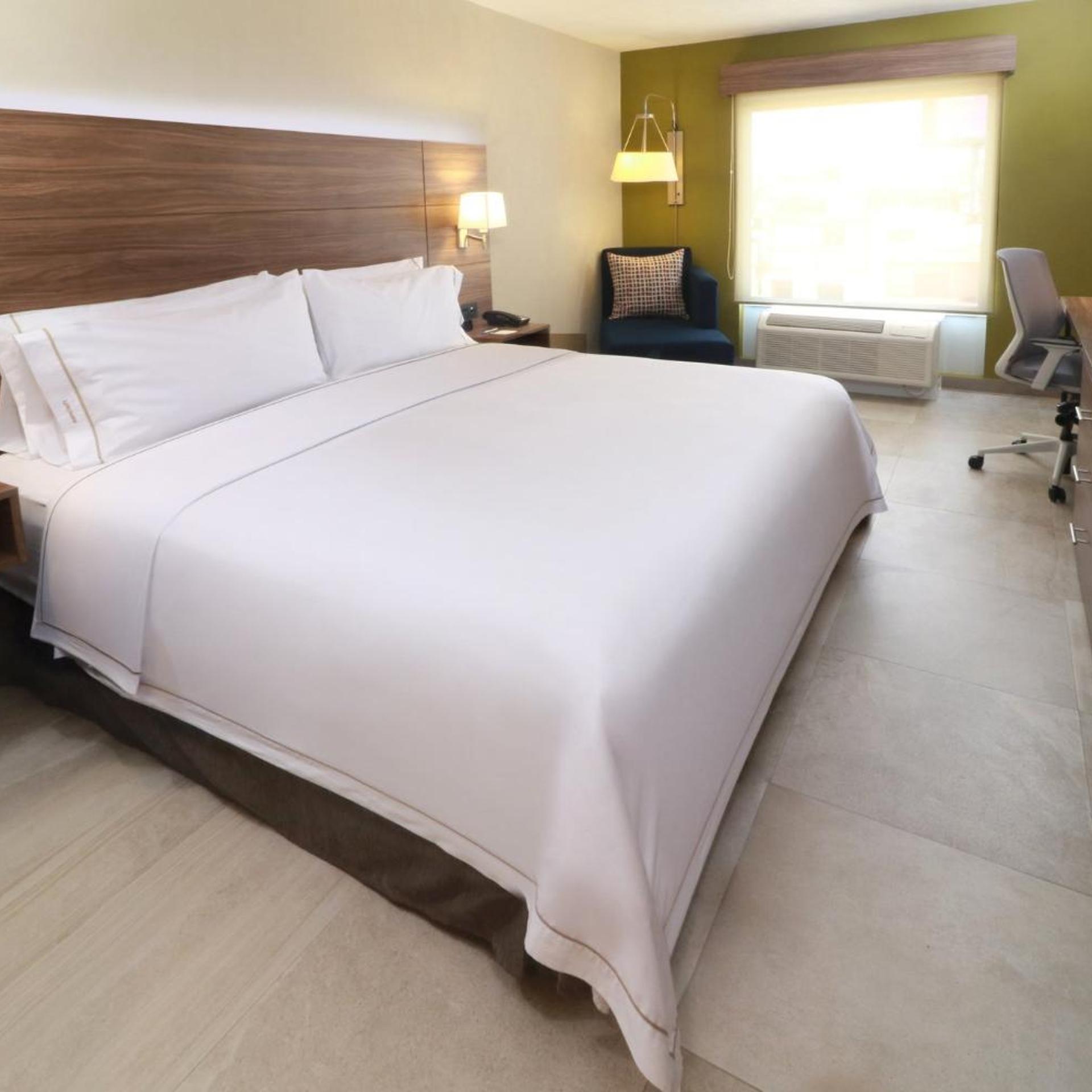 holiday inn express guadalajara aeropuerto by ihg